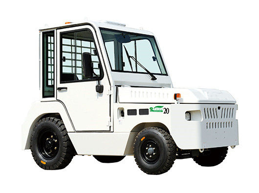 Industrial Tug Tow Tractor , 4 Wheel Platform Truck For Distribution Center